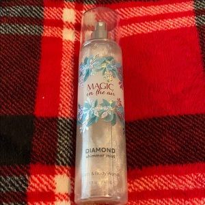 Bath and Body works glitter mist